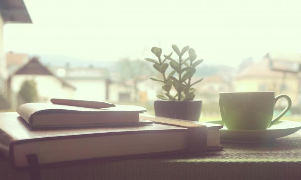 مكتب زاوية «إنجاز» بأدراج — صورة 2